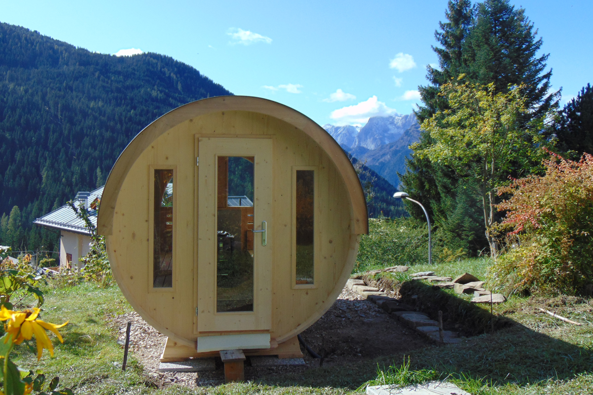 Sauna con vista sulle montagne